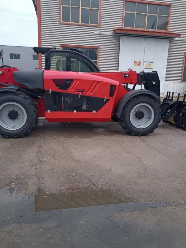 12m telescopic handler on construction site